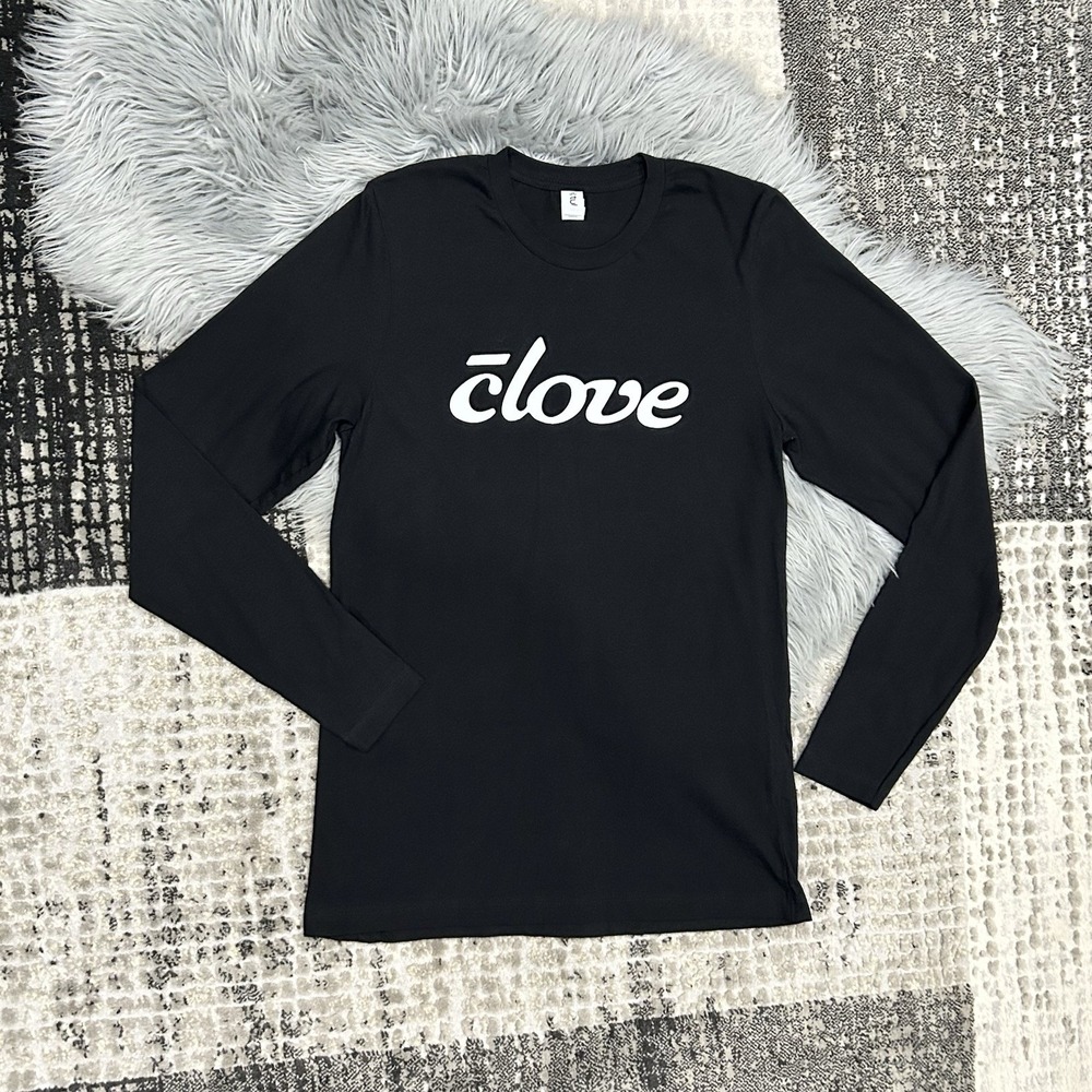CLOVE Women's Branded Black Long Sleeve Screen Print Top‎ Size Medium